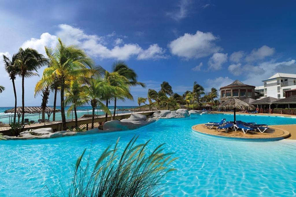 Vue Mer&Accès Direct à la Plage avec Magnifique Piscine Saint-Francois  Esterno foto